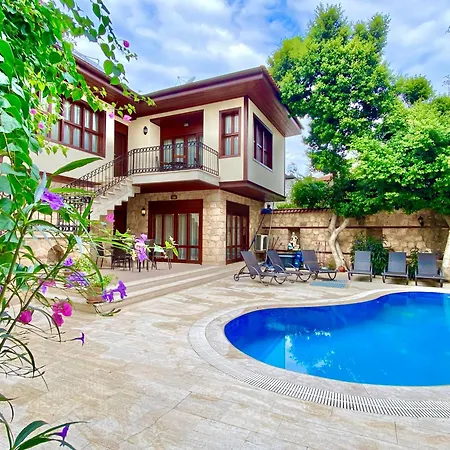 Attalos 2 Villa